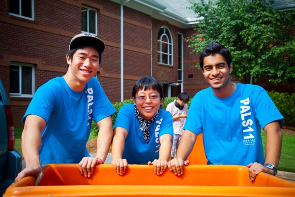 Second-year students welcome new students to campus.